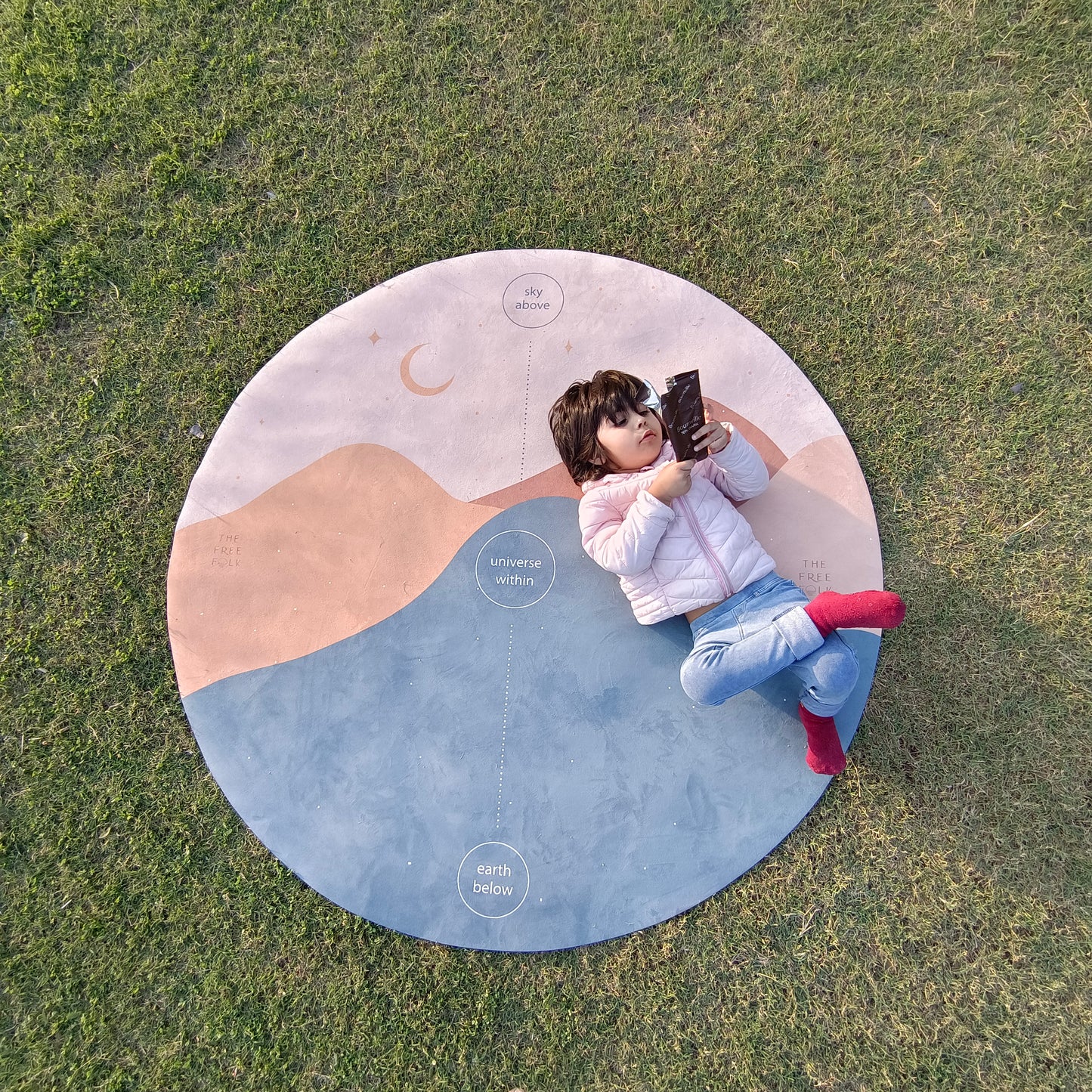 UNIVERSE – Round Mat